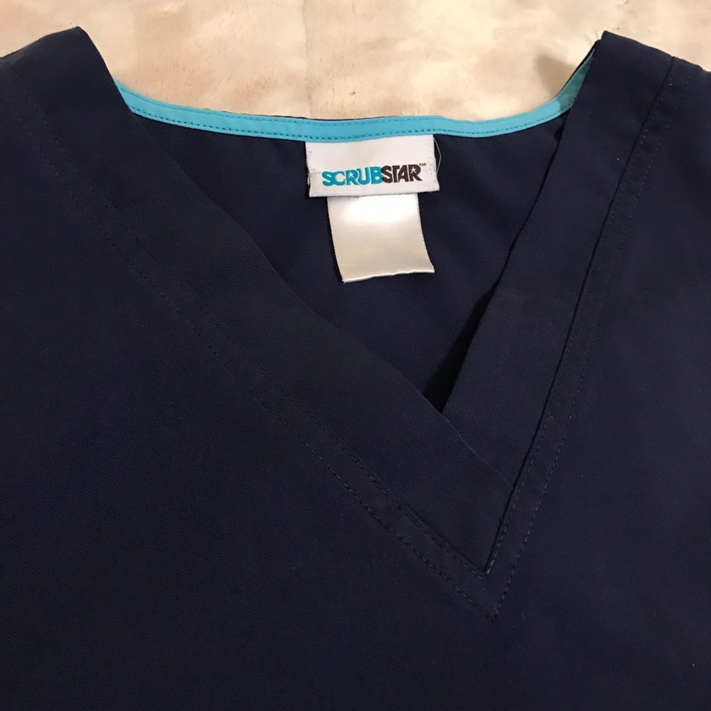 Scrub Top - Picture 2 of 6